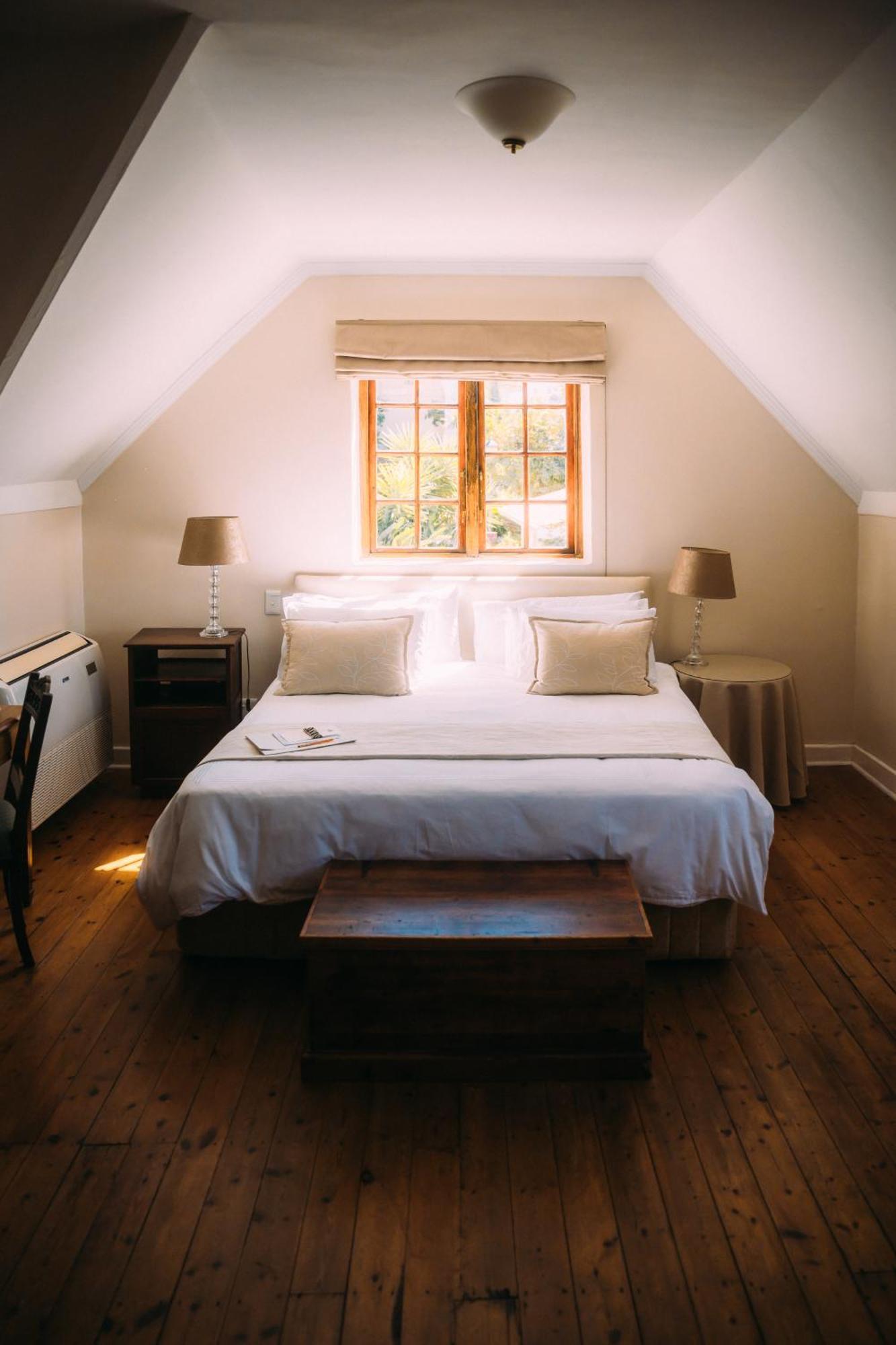 Acorn House Bed & Breakfast Кейптаун Екстериор снимка